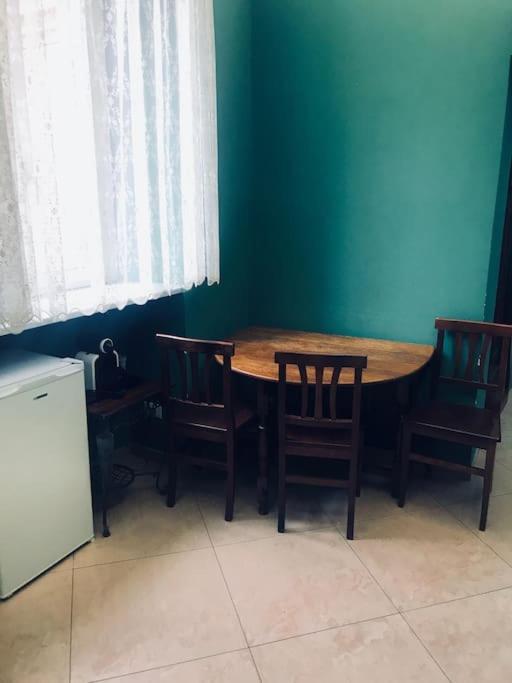 44 Appartamento Nel Centro Di Roma Via Nazionale Екстериор снимка